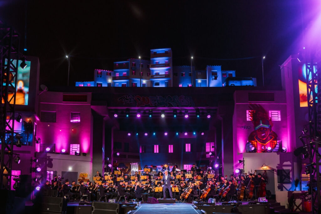MORIVA_TT25_13-09-2025_QUEBRADA_ORQUESTRA_1822_LARAVALENCA_2017-1024x683 Último dia do The Town 2025 reúne Katy Perry, Camila Cabello, J Balvin, IZA