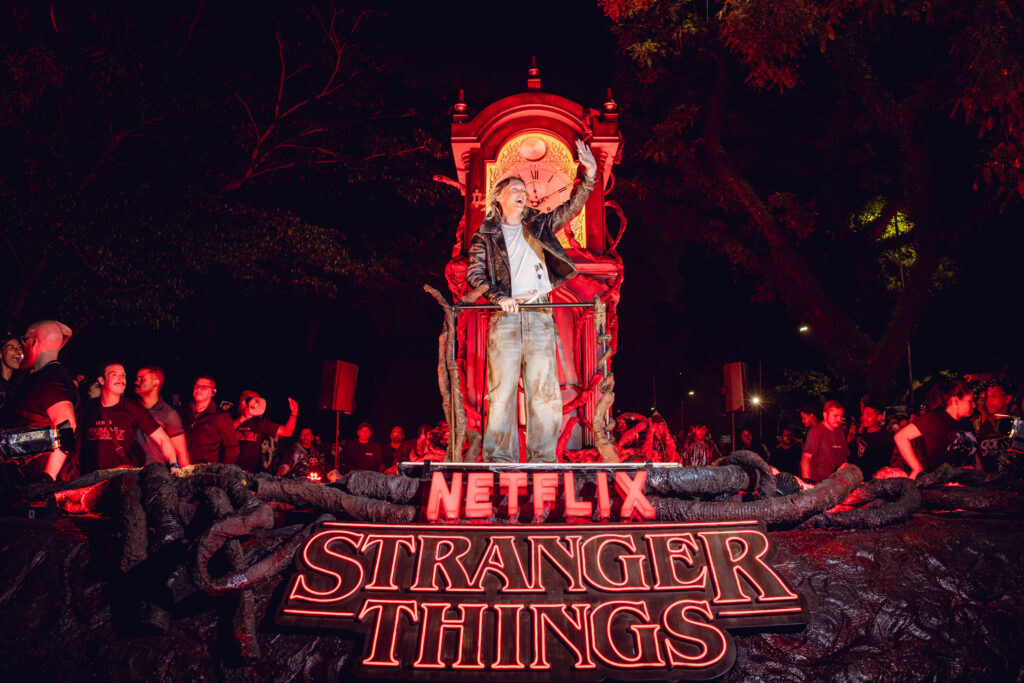 ST5PARADE_20251123-EVENT-BrenoDaMatta-4457-1024x683 Parada Estranha reúne fãs de Stranger Things em SP