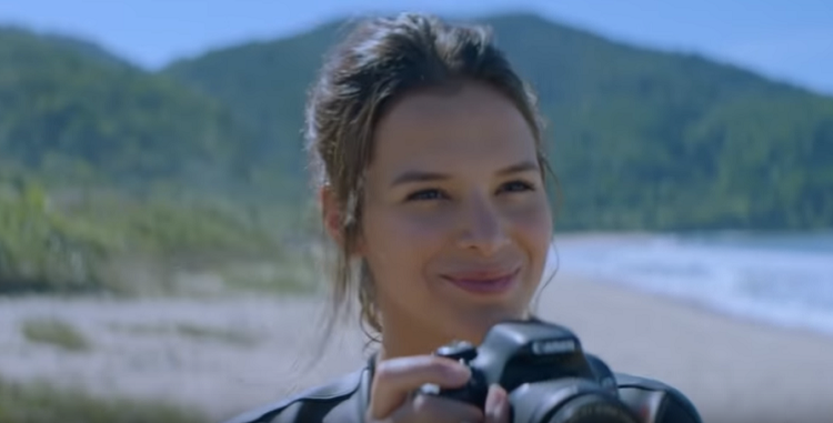 image-88 Bruna Marquezine no Globo de Ouro: do cinema brasileiro ao cenário global