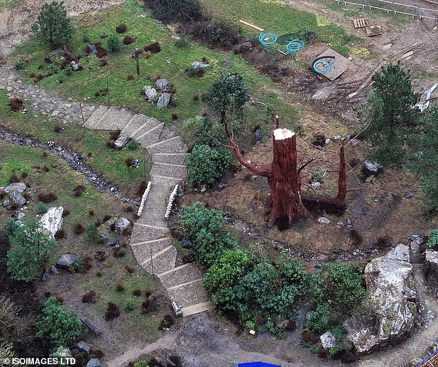 image-47 Série de Harry Potter revela cenários icônicos em novas fotos