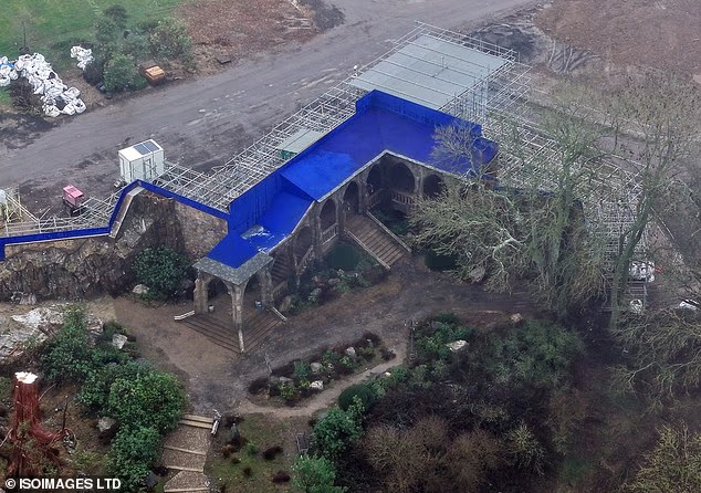 image-53 Série de Harry Potter revela cenários icônicos em novas fotos