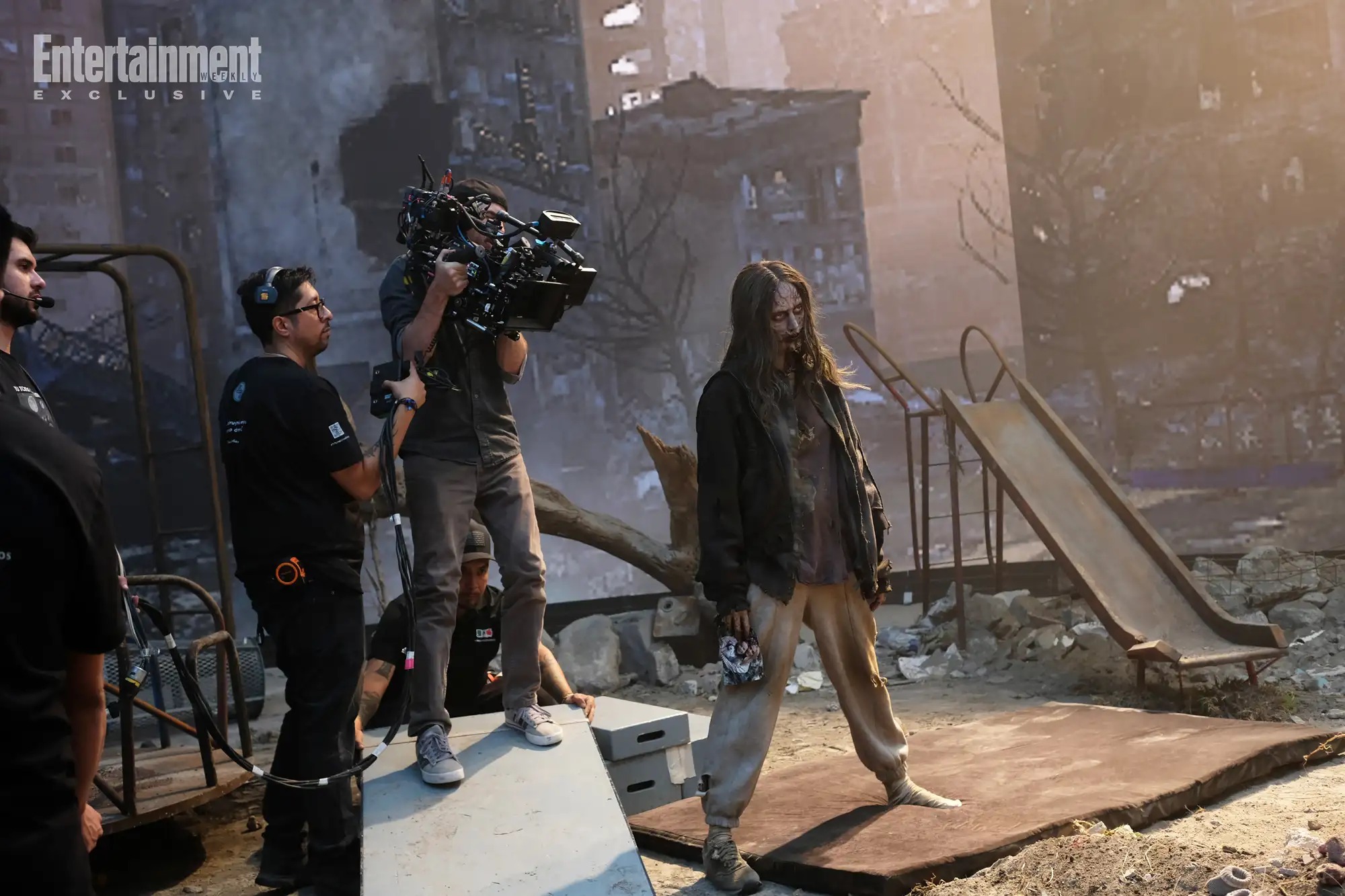 Resident Evil Requiem aposta no terror e ganha trailer live-action