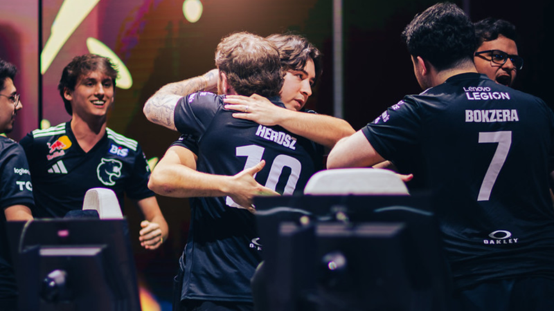 EWC 2026: FaZe Clan e FURIA buscam final brasileira no R6