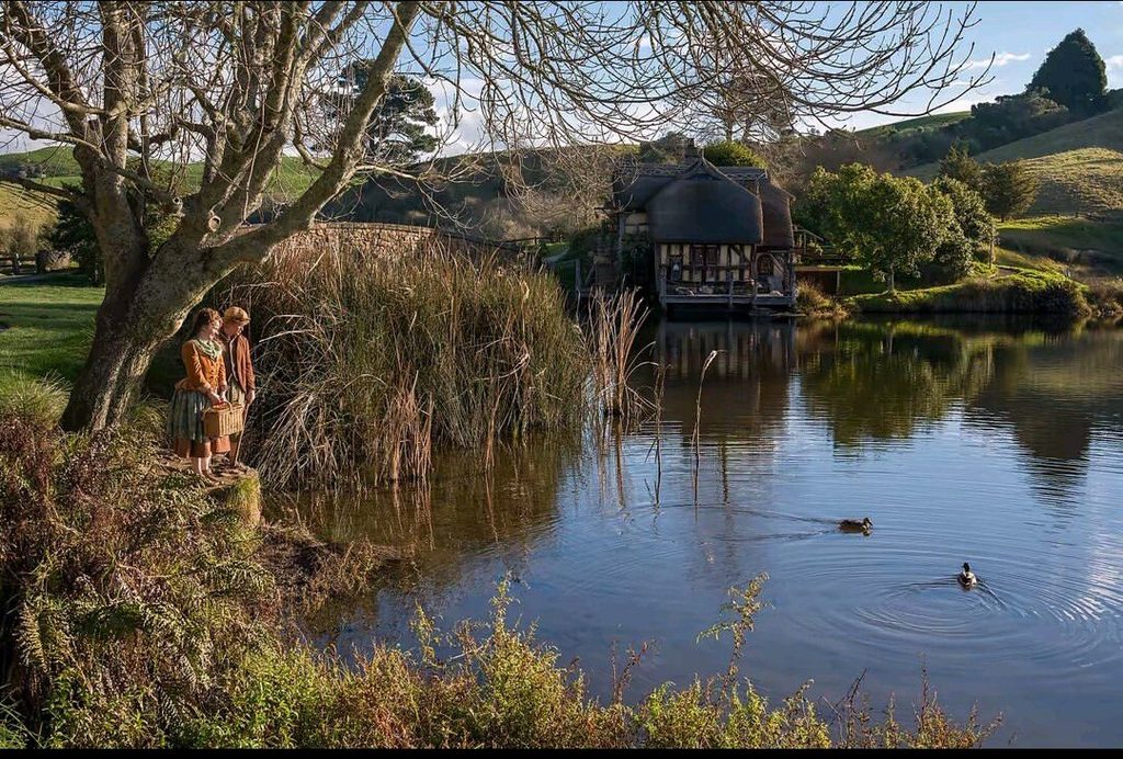 AS-PRIMEIRAS-IMAGENS-DO-NOVO-FILME-DE-OS-SENHOR-DOS-ANEIS-ESTAO-ENTRE-NOSA-Warner-Bros.-divulgo-1-1024x692 O Senhor dos Anéis: A Caçada por Gollum ganha primeiras imagens oficiais