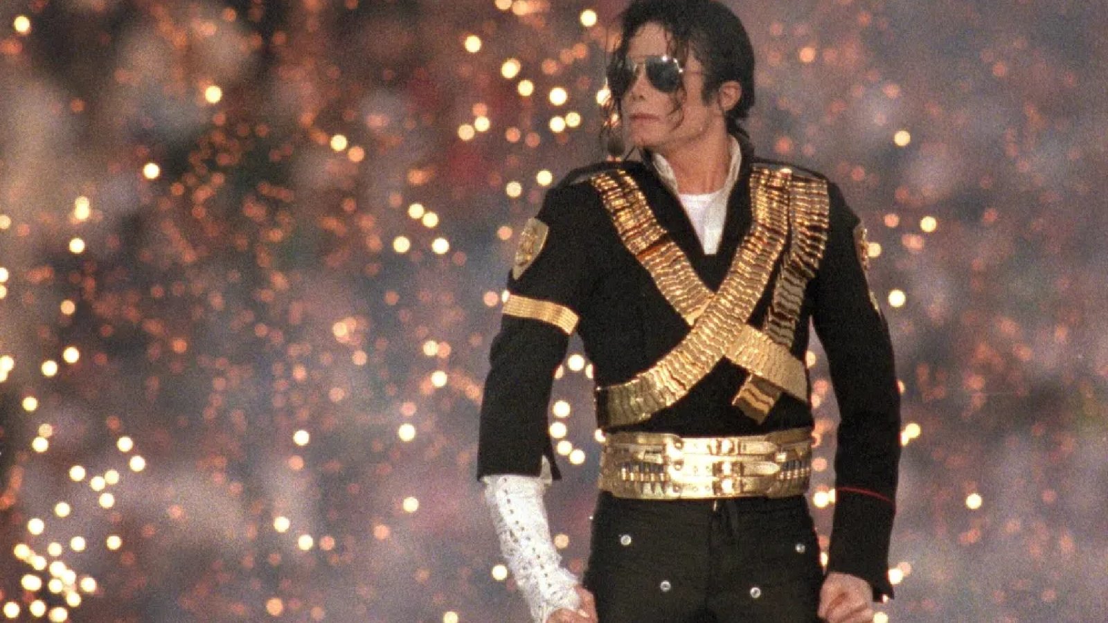 Michael Jackson ganhará documentário sobre apresentação histórica no Super Bowl