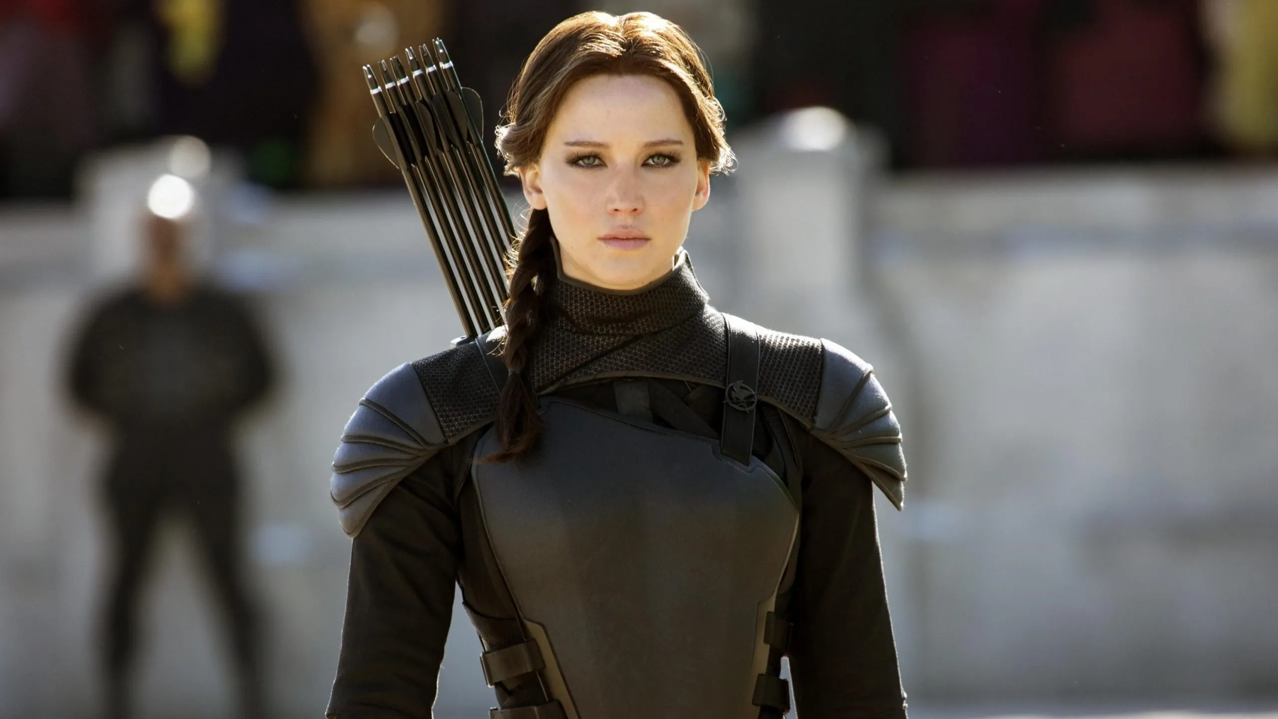 Jennifer Lawrence confirma retorno como Katniss em Jogos Vorazes: Amanhecer na Colheita